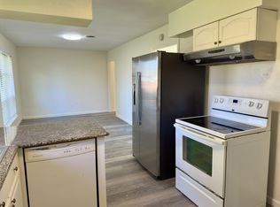 517 Royal Crest Dr, Richardson, TX 75081