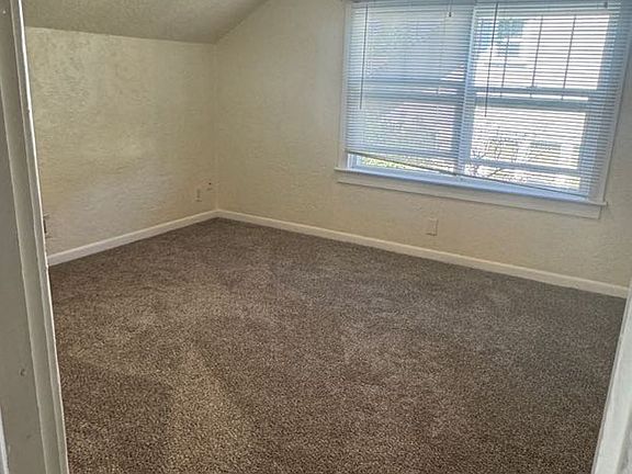 4th image of 2306 E Mill Plain Blvd