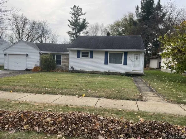 430 E Frank St, Fowlerville, MI 48836