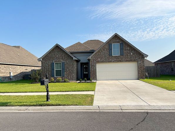 3227 Rosehill Dr