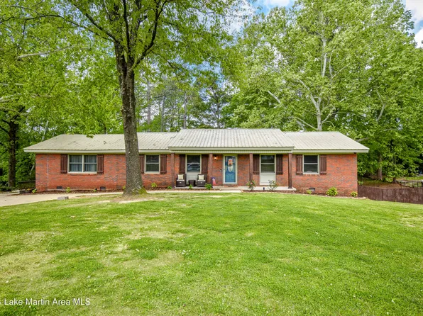 1335 Clubview Dr, Alexander City, AL 35010