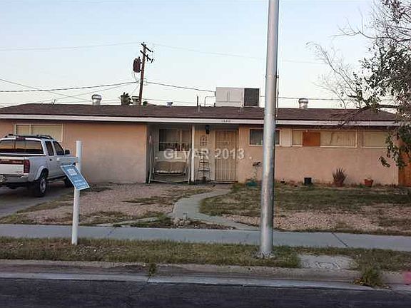 2nd image of 1320 Silver Lake Dr