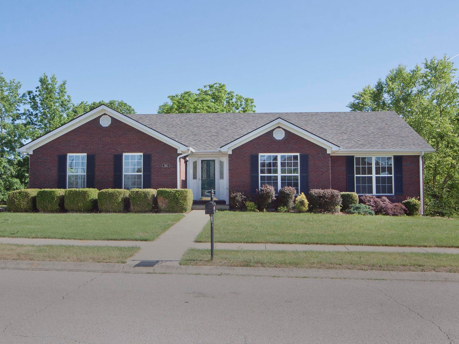 101 Castlewood Dr, Richmond, KY 40475 Zillow