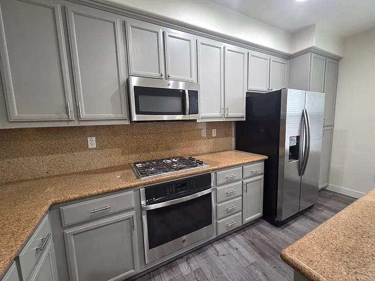 3727 Whitworth Dr — Photo 8