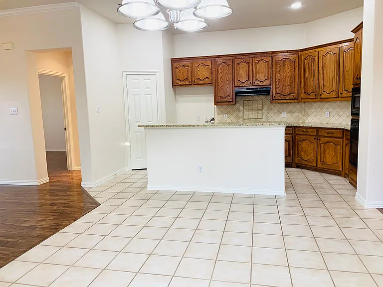 1505 Somerset Dr — Photo 21
