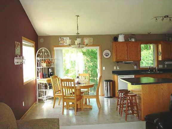 4th image of 7903 Highland Dr