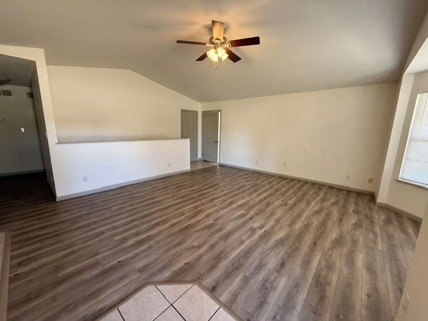 Spacious Home in Highland! — Photo 3