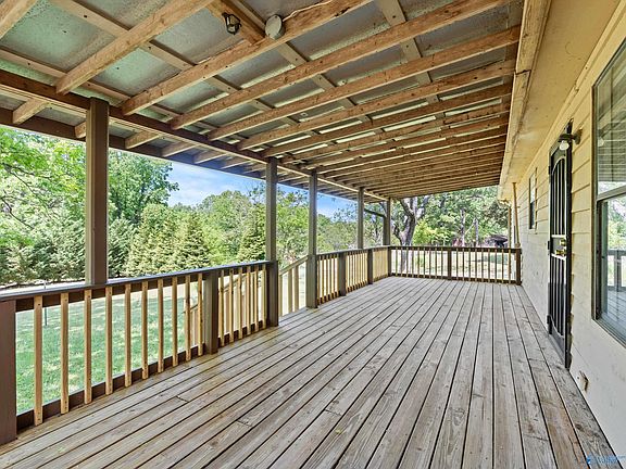 5th image of 288 Cardessa Ln