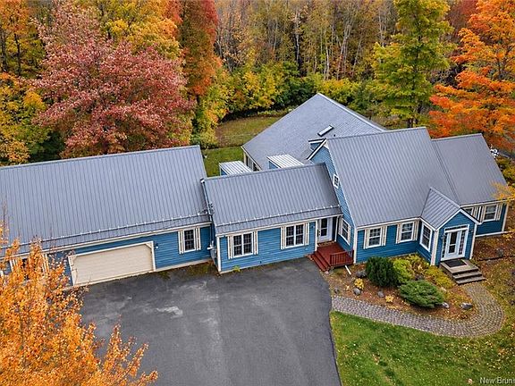 2nd image of 76 Island View Dr