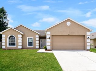 489 Coventry Rd, Davenport, FL 33897