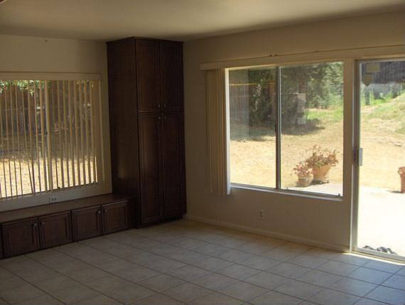 3rd image of 510 S Hayden Dr