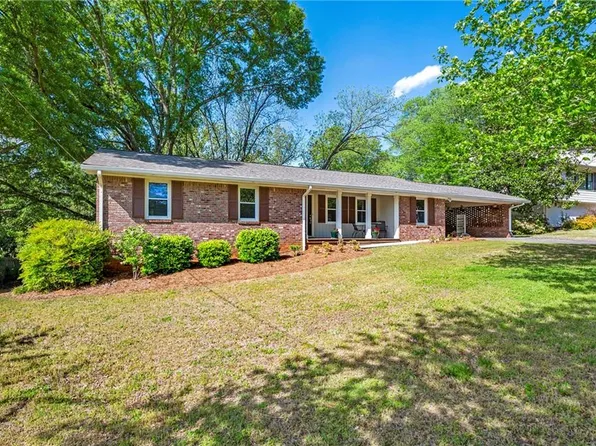 205 Corinth Ct, Roswell, GA 30075