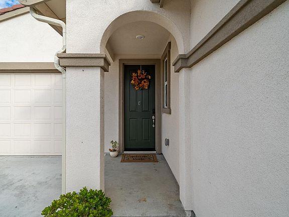 5th image of 2855 Walker Way