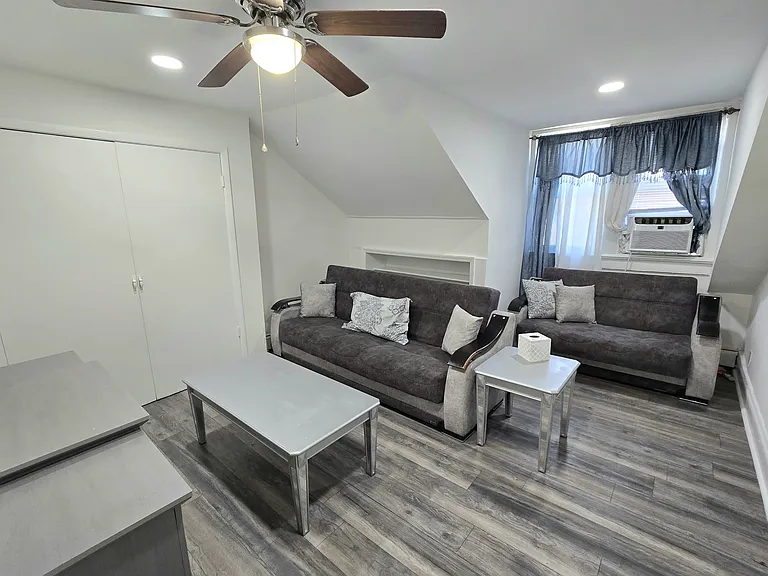 356 Pacific St #3 — Photo 5