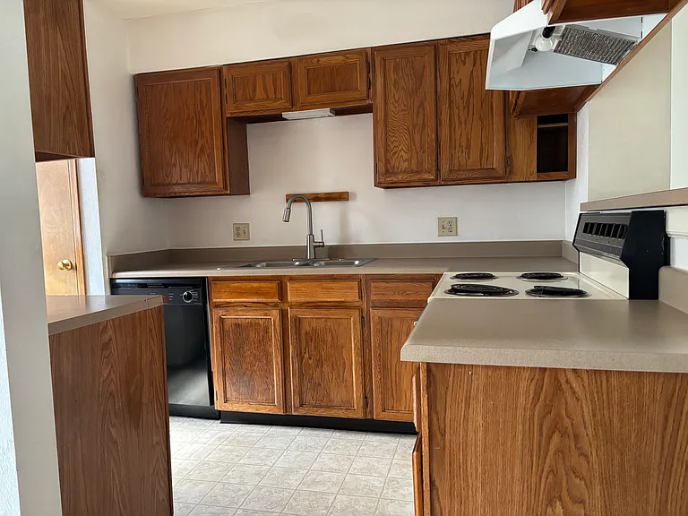 824 Cheyenne St — Photo 18