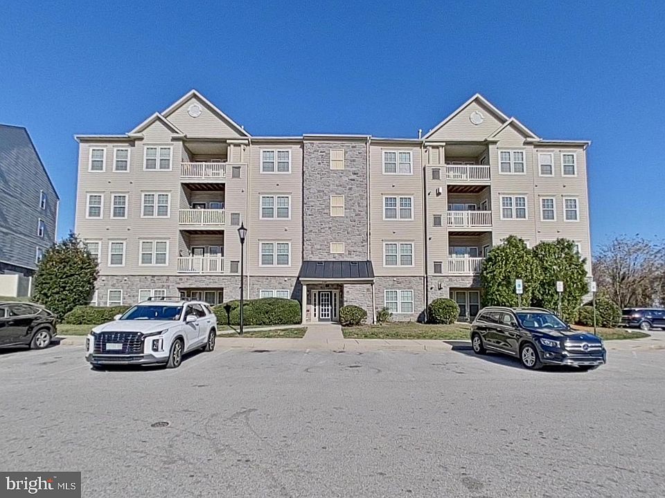 1st image of 5307 Wyndholme Cir Unit 102