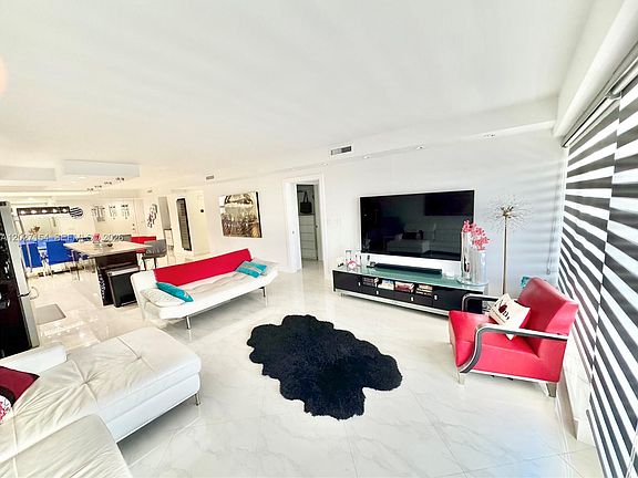 4th image of 4100 Galt Ocean Dr APT 706