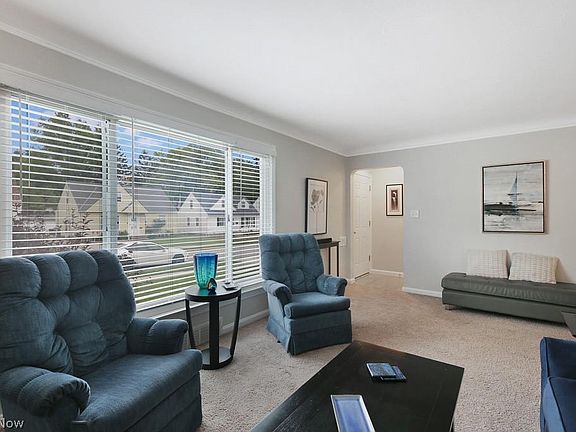 5th image of 4496 Shirley Dr