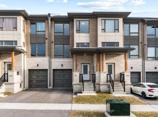 131 Vanier St, Whitby, ON L1R0N3