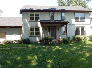 8010 Rose Island Rd, Prospect, KY 40059