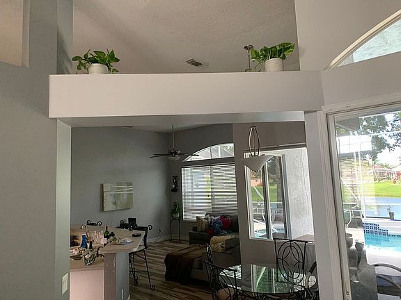 2nd image of 1274 SW Maplewood Dr