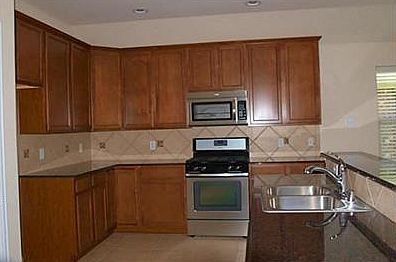4th image of 2124 Jasmine Valley Dr