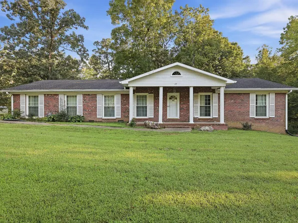 65 Persimmon Dr, Murray, KY 42071