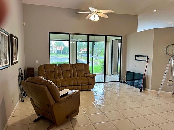 5th image of 8300 Waterline Dr APT 105