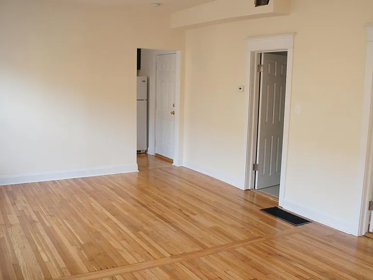 3209 W Pierce Ave #3 — Photo 3