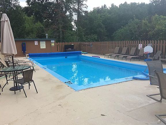 2nd image of 14770 Katrine Dr