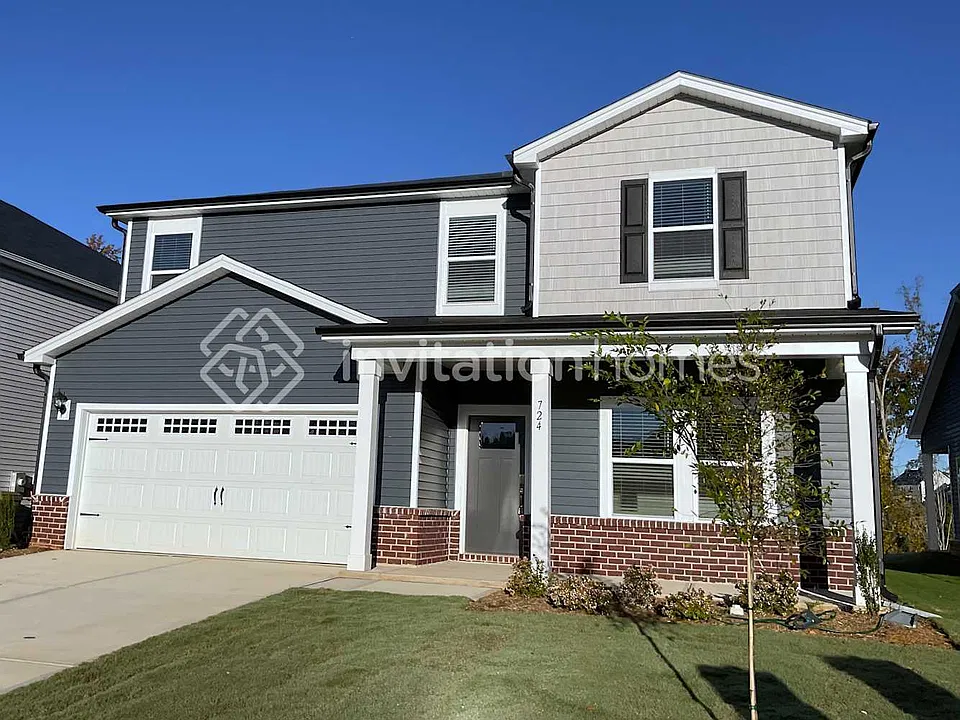 724 Red River Dr