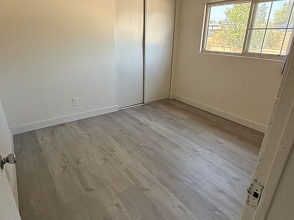3rd image of 9029 Orion Ave
