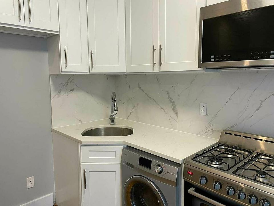 1st image of 126 E 103rd St #20A