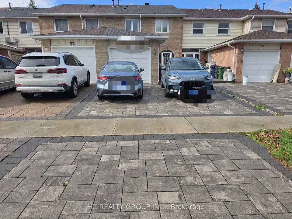 70 Copperwood Sq