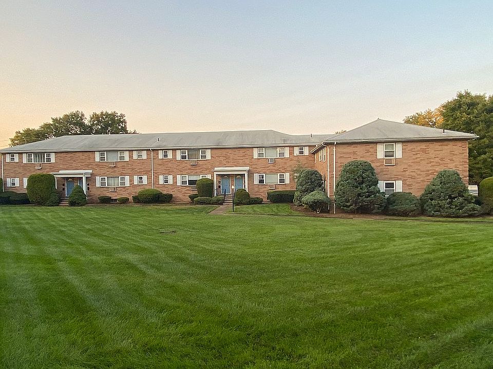 2nd image of 3-14 Virginia Dr Unit 314B