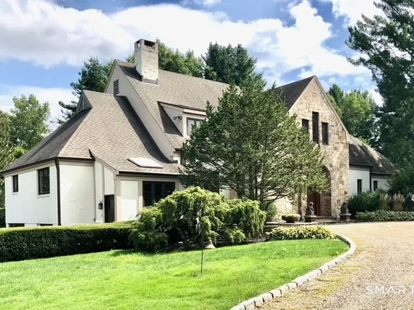 33 Mountain Farms Road, West Hartford, CT 06117