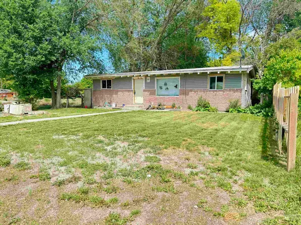 935 Burton Ave, Burley, ID 83318