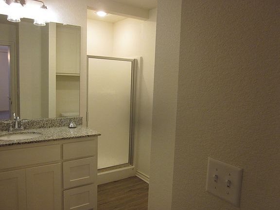 5th image of 1102 Caprock St #A