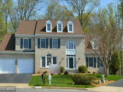 5101 Myrtle Leaf Dr, Fairfax, VA, 22030