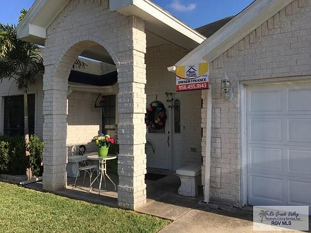 2nd image of 4624 Elma St