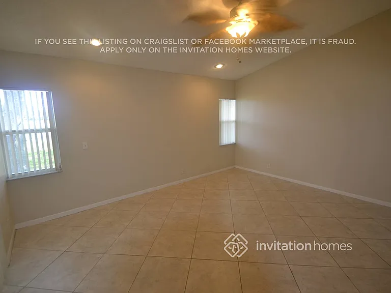 12476 SW 1st St — Photo 7