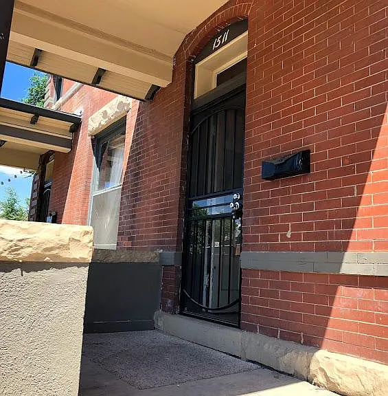 1519 E 22nd Ave — Photo 16