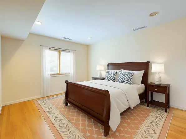 160-32 11th Avenue image 31 of 40