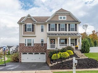 249 Foxwood Rd, Coraopolis, PA 15108