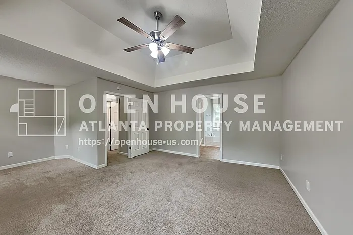 360 Warrenton Dr — Photo 10