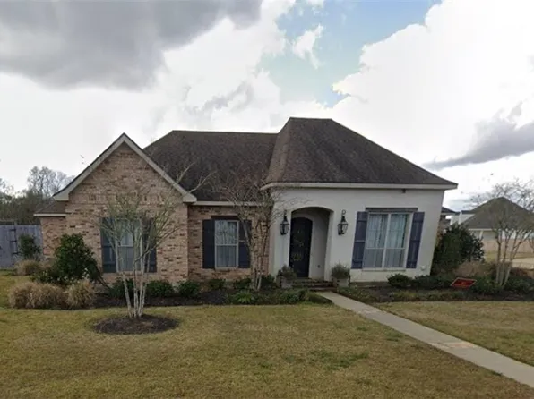 5913 Marthas Dr, Alexandria, LA 71303