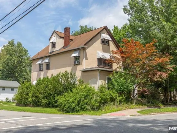 18 Hardenburgh Ave APT 1, Demarest, NJ 07627