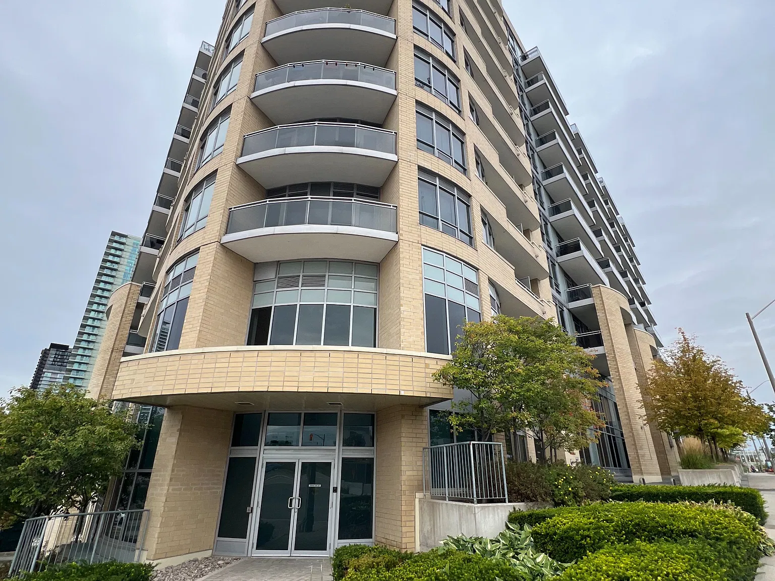Leslie Boutique Residence — Photo 1