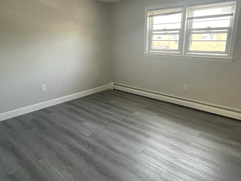 338 Park Ave #C — Photo 6