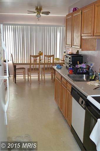 2nd image of 408 Girard St #47